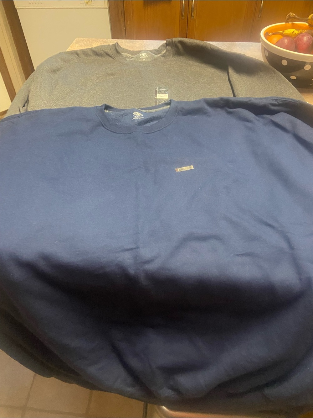 Men’s new sweatshirt lot